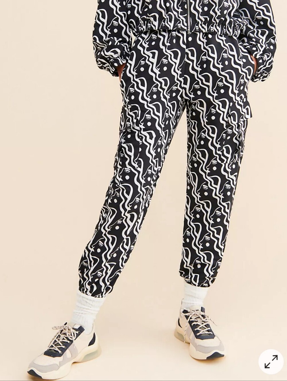 Dazey LA Waterfall Woman Cargo Pants